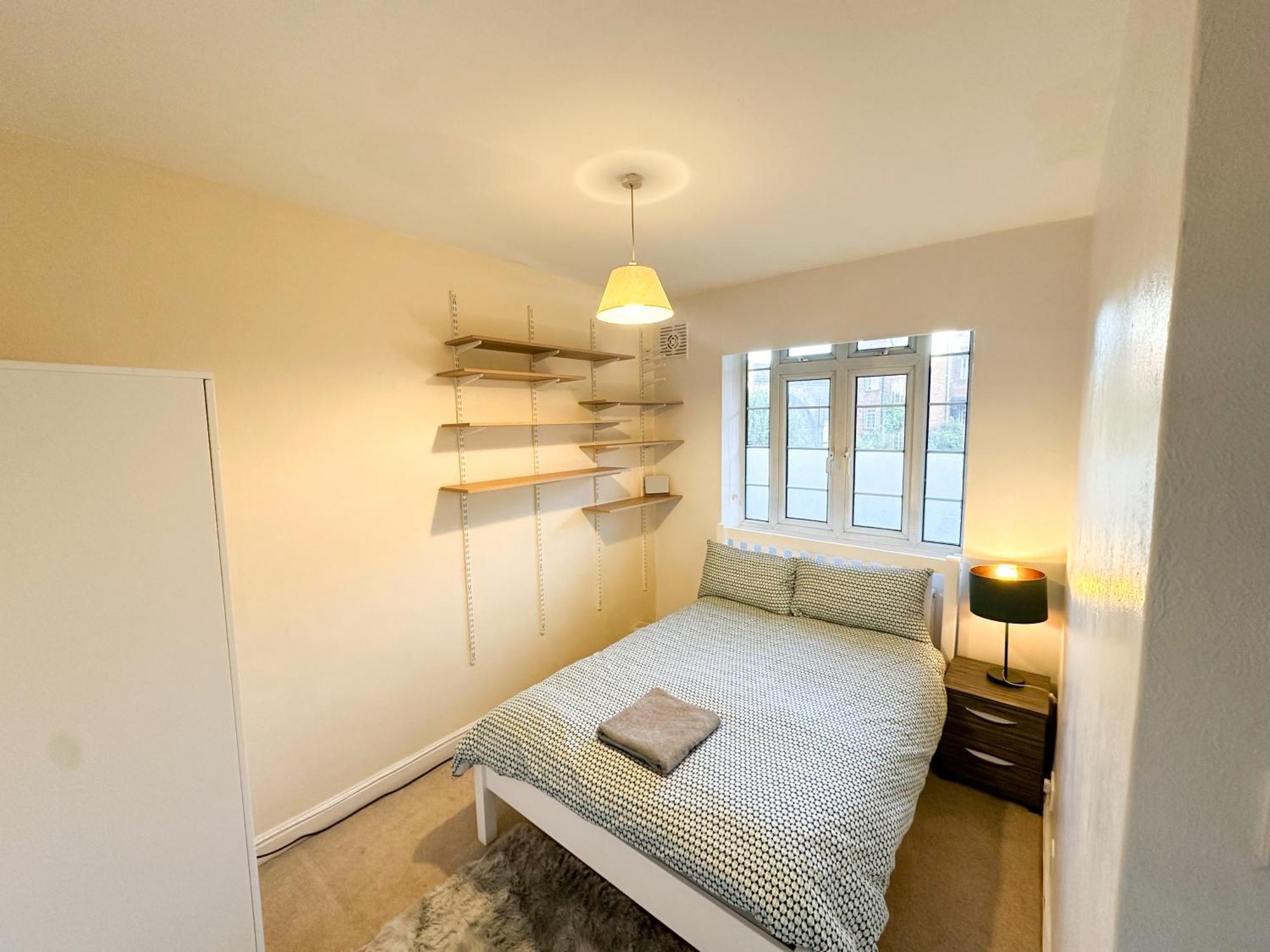 Apartmán 2 Bed Flat - Short Walk From Brent Cross Station Hendon Exteriér fotografie
